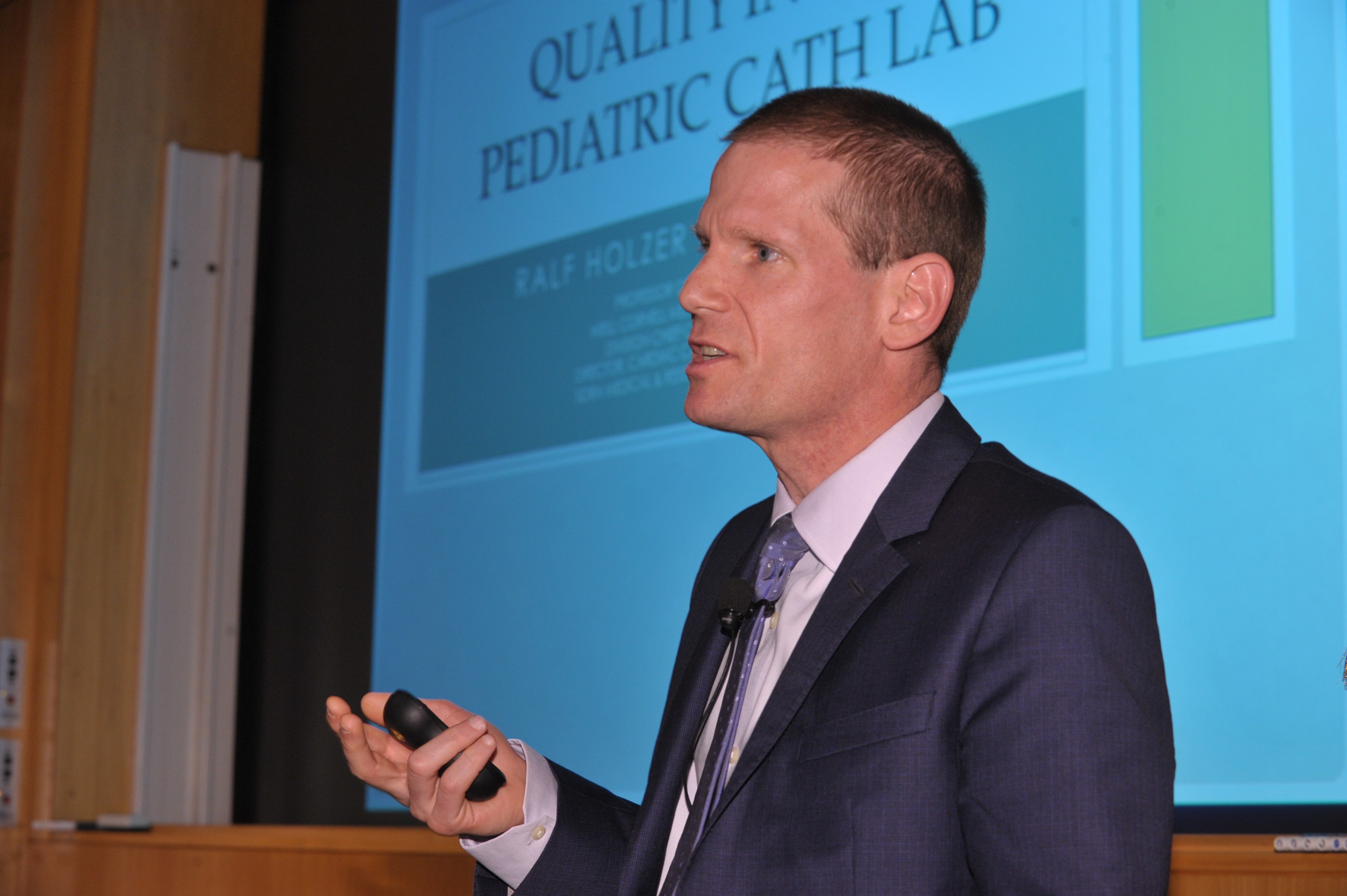 Dr. Ralf Holzer.jpg