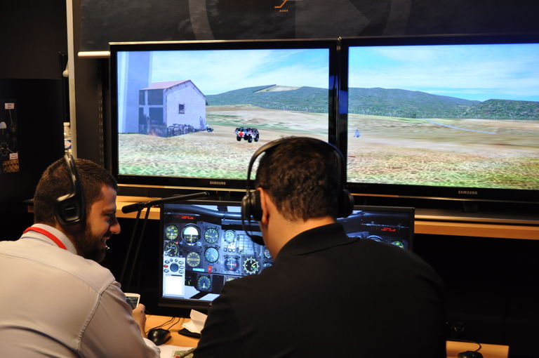 HEC Paris during Simlead Training.jpg