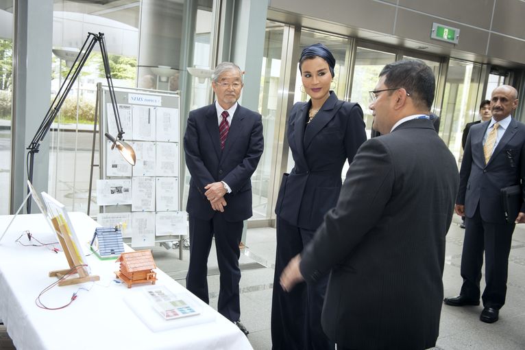 Her Highness Sheikha Moza bint Nasser discussing with senior executives from the National Institute for Materials Science.jpg