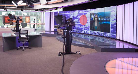 Image%201%20NU-Q%20Newsroom%20الصورة%201%20غرفة%20الأخبار.jpg
