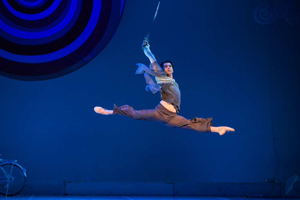 Suzhou%20Ballet%20Nutcracker%20photo%2011%20sm.jpg